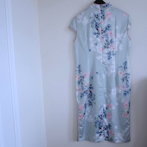 COPY - Satin Mandarin collar Cheongsam floral dress cool tone size L - Picture 3 of 9